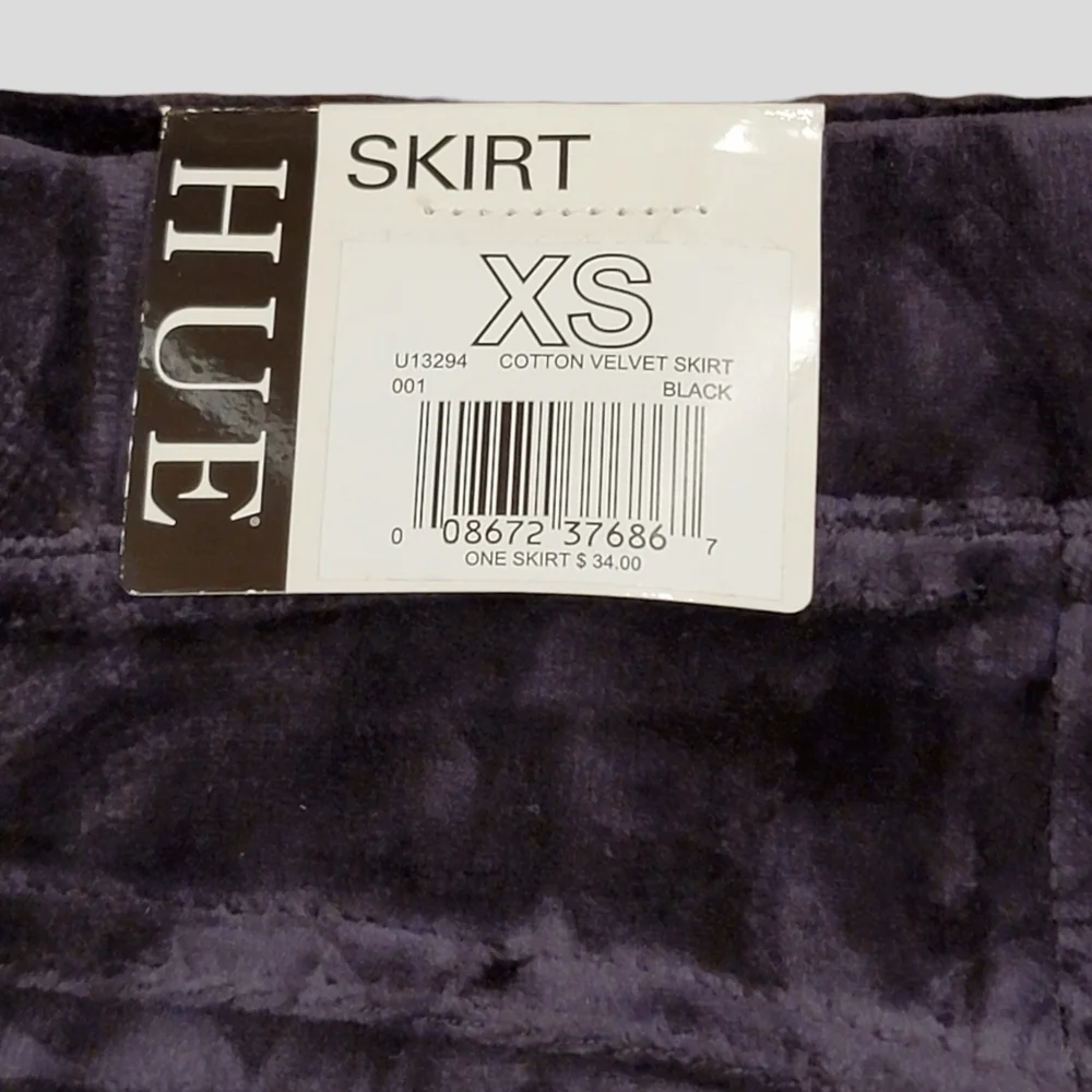 NEW Hue Women Black Cotton Crushed Velvet Mini Skirt Size XS (0-2) T46